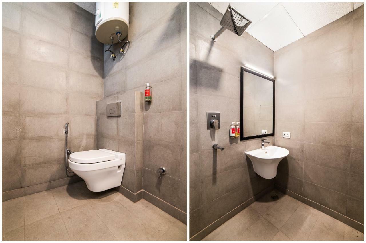 Oyo Townhouse 086 Pankha Road Hotel Ню Делхи Екстериор снимка